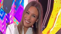 Con un vestido camisero blanco, Pampita demostró cómo lucir un look ideal de día con las botas tendencia