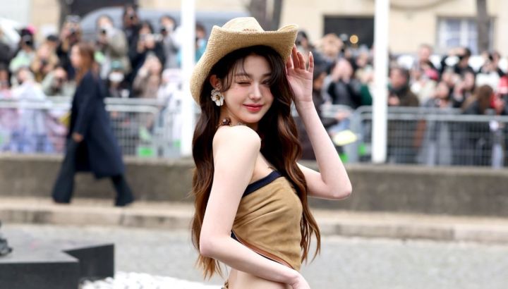 Jang Wonyoung, de IVE, sorprende en el desfile de Miu Miu en la Semana de la Moda