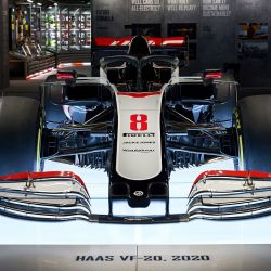 Fórmula 1 la exhibición presenta autos icónicos y objetos nunca vistos de Fangio, Senna, Colapinto y Reutemann.
