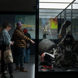Fórmula 1 la exhibición presenta autos icónicos y objetos nunca vistos de Fangio, Senna, Colapinto y Reutemann.