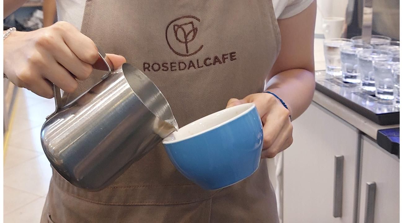 Rosedal Café: Un refugio de sabor y estilo