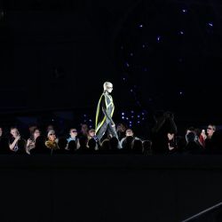 Modelos presentan creaciones de Pierre Cardin para la colección de prêt-à-porter femenina otoño-invierno 2025/2026, en el marco de la Semana de la Moda de París. | Foto:Thibaud Moritz / AFP