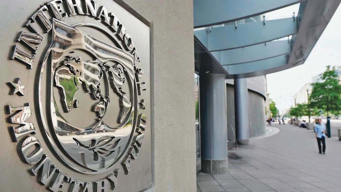 Acuerdo con el FMI: cuáles son los pros y las contras para la economía ...