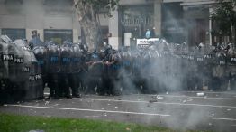 La marcha de los jubilados con los hinchas, la protesta en el Congreso 20250312