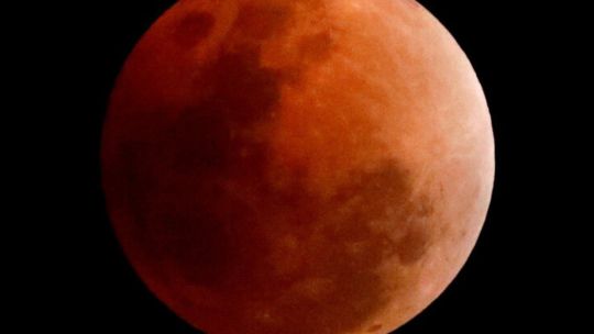 Eclipse lunar 2026: a qué hora y dónde ver la Luna de Sangre en la Argentina
