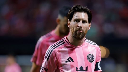Messi marcó un gol extraordinario en su vuelta a la titularidad con Inter Miami