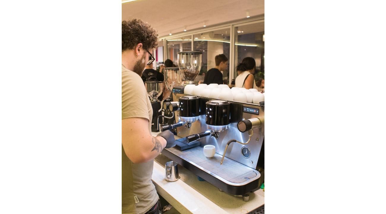 West Indian Coffee: Liderando la Innovación en Equipamiento Cafetero con la nueva Iberital VISTA