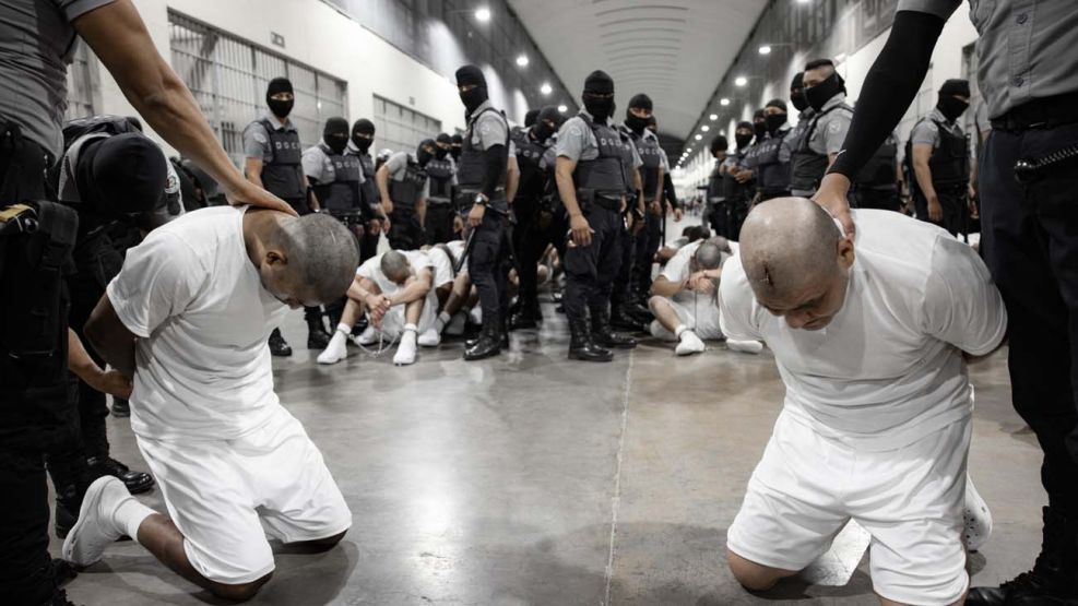 Venezolanos deportados por Trump a El Salvador 20250319