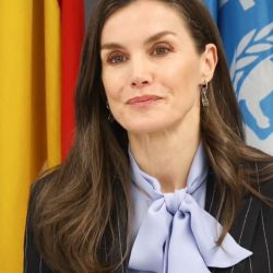 Letizia Ortiz: el look ejecutivo que con los trucos de las parisinas amarás en invierno