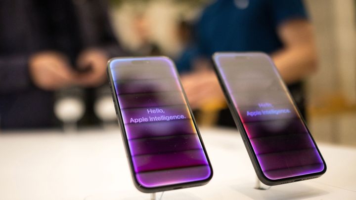 Apple iPhone Hits Stores Without Its Highly Awaited AI Features