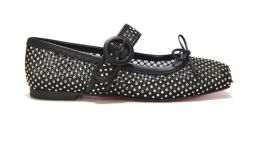 De rejillas y con transparencias: así es el zapato furor del verano 2026