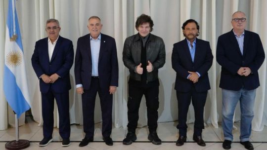 La nueva rebelión que complica a Milei: luego del anuncio de Jaldo en Tucumán más gobernadores piensan en desdoblar los comicios