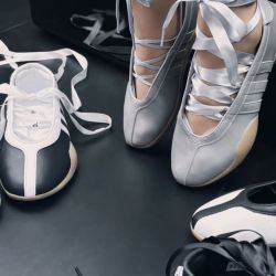 sneakerina