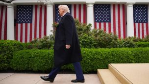 20250402 Donald Trump dio un discurso sobre aranceles recíprocos durante un evento en el Jardín de las Rosas titulado "Hagamos que Estados Unidos vuelva a ser rico" en la Casa Blanca