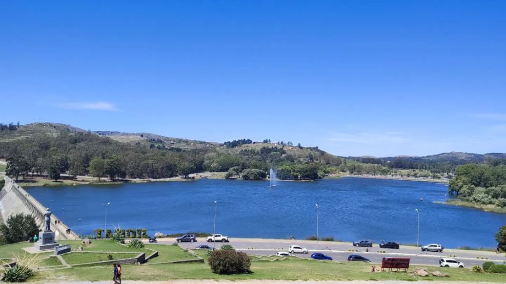 TANDIL 