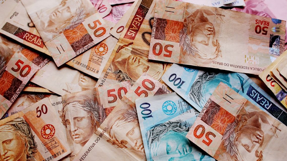 Cotización del euro y euro blue hoy viernes 26 de junio