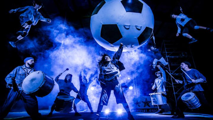Hincha! Ritual show.