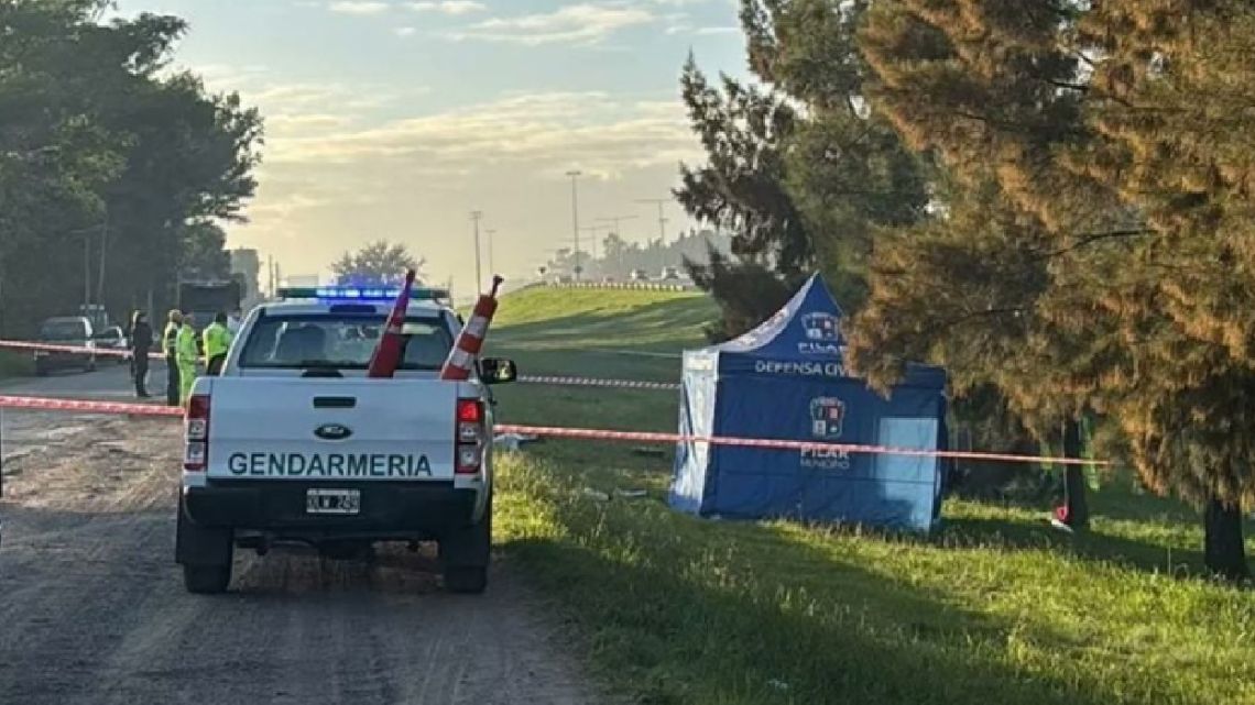 Tragedia en Panamericana: cinco jóvenes muertos tras un vuelco y el impacto contra un árbol