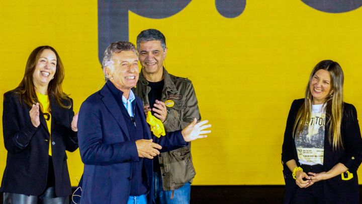 Acto. Las figuras del partido en el Planetario ante tres mil militantes.