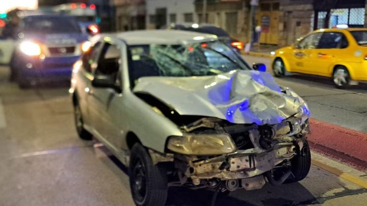 Joven de 20 años chocó borracho a una moto en Córdoba