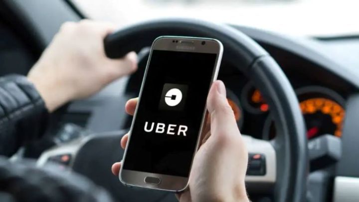 UBER.