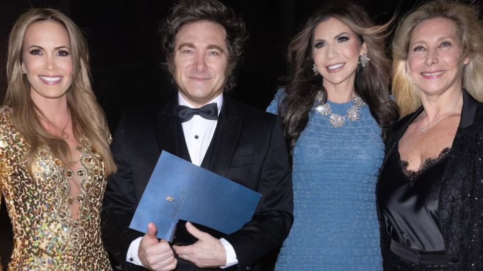 Natalia Denegri y Javier Milei en la American Patriots Gala 20250407