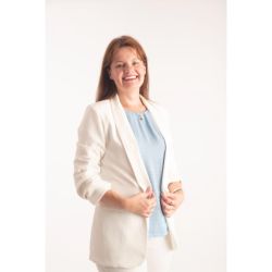 Adriana Czerwony: Transformando vidas a través de las finanzas | Foto:CEDOC