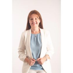 Adriana Czerwony: Transformando vidas a través de las finanzas | Foto:CEDOC