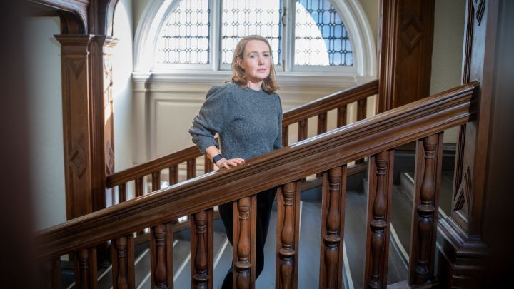 Paula Hawkins