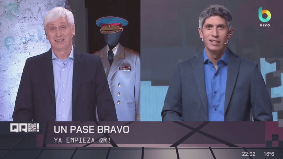 Pase entre "Comunistas" y "QR"