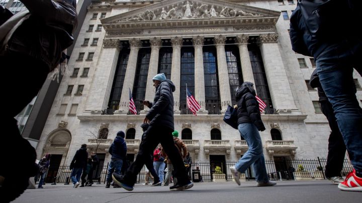 Traders On The Floor Of The NYSE As US Stocks Rally Most Since 2022 On Trade Deal Hopes