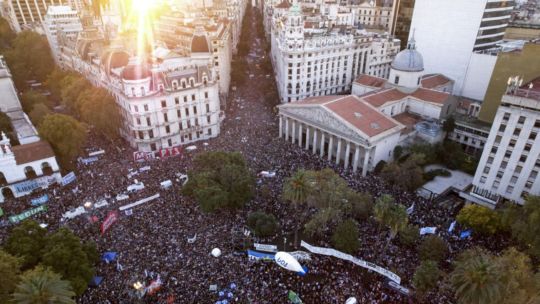 Día 487: La oposición está en las calles, pero no en la CGT  