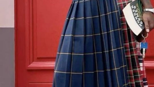 Furor por la falda de moda de cuadros que podrás llevar todas la temporadas