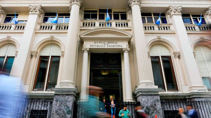 En negativo. Según cálculos del organismo, las reservas netas están en rojo por US$ 6 mil millones.