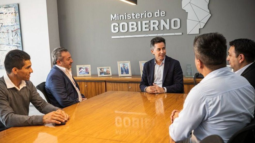 Manuel Calvo con intendentes