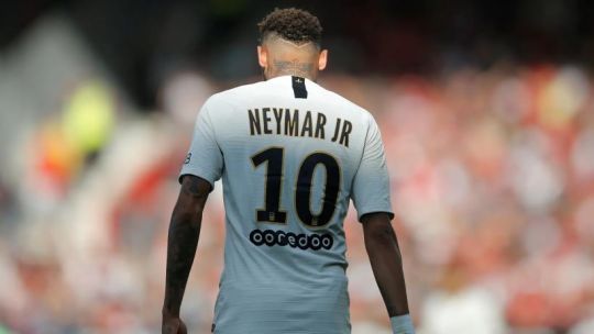17-4-2025-Neymar Jr. 