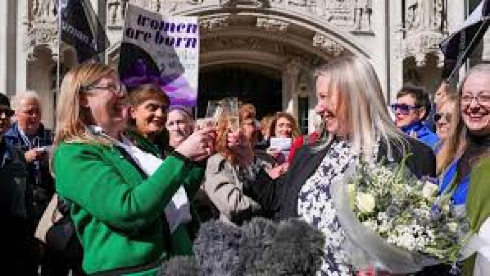 La sentencia fue celebrada por representantes de la organización For Women Scotland.