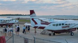 Pánico en Belice: un hombre secuestró un avión, apuñaló a tres personas y murió de un disparo