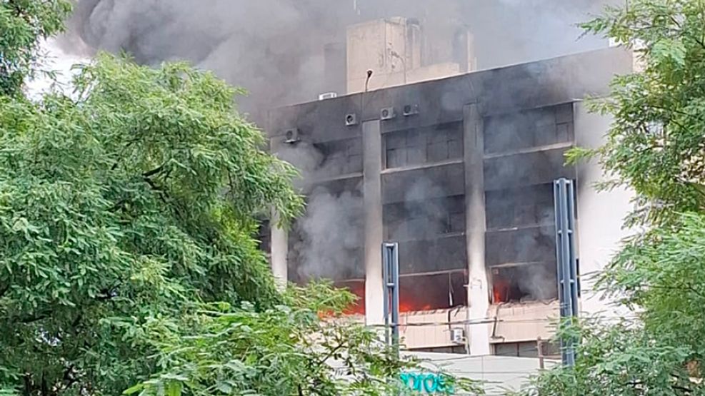 Se quemaron las oficinas de Apross