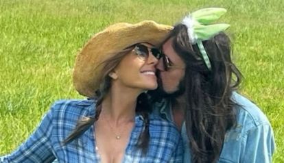 Elizabeth Hurley y Billy Ray Cyrus