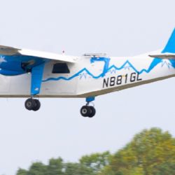 La idea es que la antena mejore las comunicaciones satelitales en los aviones.