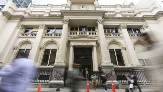 Truffa, director de Outlier:“El Gobierno solo va a intervenir si el dólar llega a $1.000”
