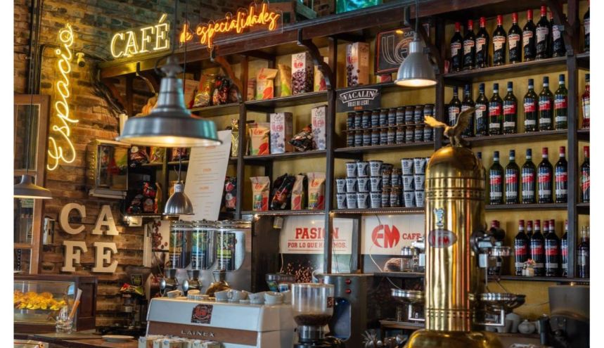 LA MUNDIAL Bodegón de Amigos