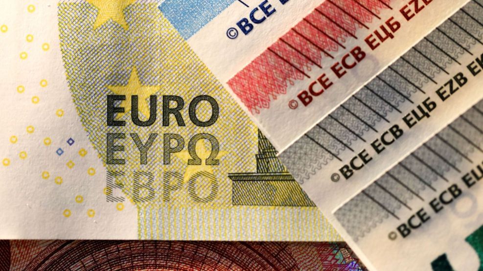 Euro Notes As Currency Headed For Fourth Daily Advance
