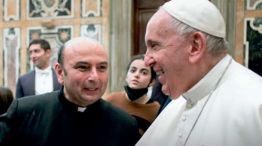 24-4-2025-Papa Francisco y amigo 