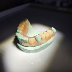 Coral Odontología: Sonrisas que transforman | Foto:CEDOC