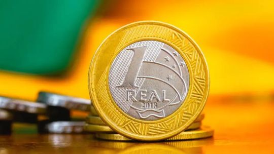 Real hoy y real blue hoy, EN VIVO: el minuto a minuto de la cotización de este martes 6 de mayo del 2025