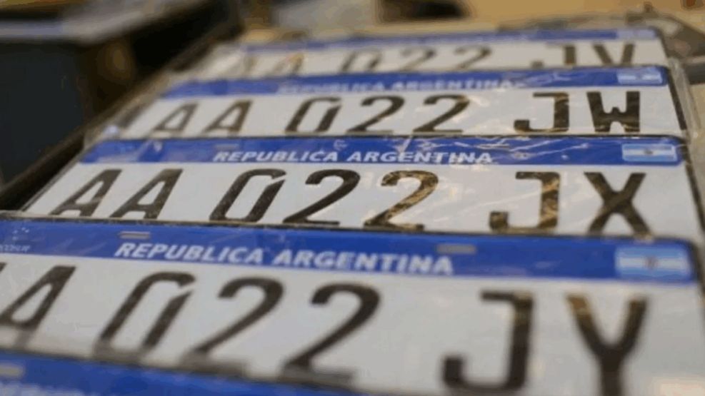 Faltan 180 mil chapas patentes.