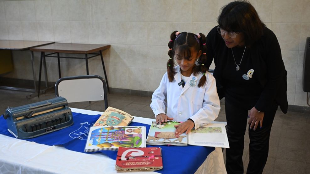 Nahiara, escritora de La princesa Ana