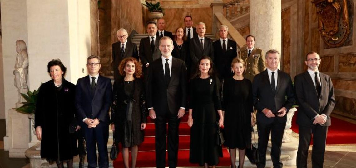 Etiqueta, protocolo y el significado del negro en el funeral del Papa Francisco